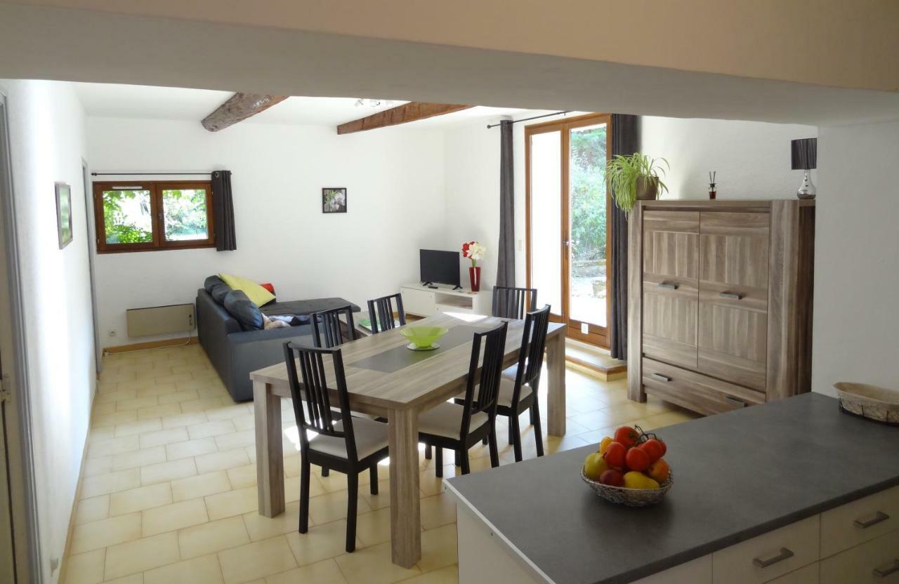 Le Moulin Des Ocres Vila Apt Exterior foto