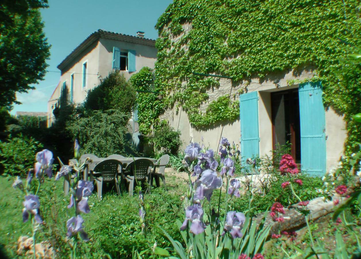 Le Moulin Des Ocres Vila Apt Exterior foto